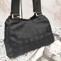 シャネル ニュートラベルライン トート ブラック ココマーク ゴールド金具