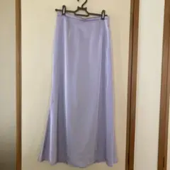 薄い紫のロングスカート