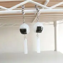 おにぎり風鈴イヤリング