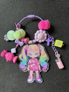 ジャラジャラキーホルダー　アクリルDORAドラ