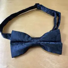 蝶ネクタイ　タキシード
