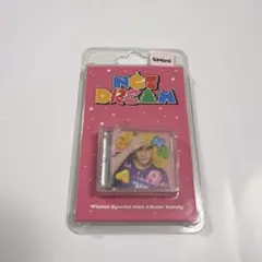 Item thumbnail for item c7ec4d0b-62e3-4a82-856c-20498ad69388