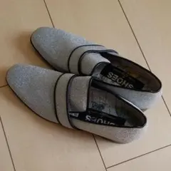 ゴールデングース 新品 シューズ