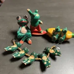 木製カエルフィギュアセット　木彫り