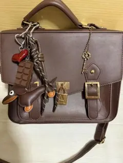 amavel カギ付ミニサッチェルバッグ ブラウン