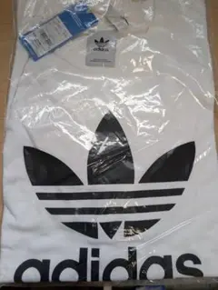 adidas ホワイト Tシャツ　3XL 　新品