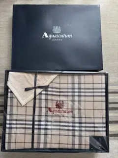アクアスキュータム　ガーゼ・シール織綿毛布