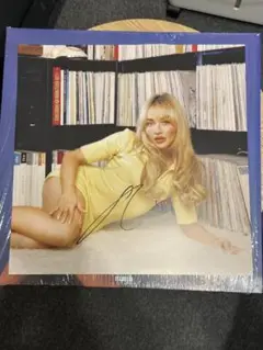 サブリナ・カーペンター直筆サイン入り超大型写真‥ガール・ミーツワールド…2 Amazon.co.jp: サブリナ・カーペンター 直筆サイン入り超大型