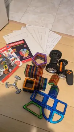 マグフォーマー　正規品　146ピース　電動タイヤ付　(リモート乗り物セット含む) マグフォーマー新商品 リモート乗り物セット｜ボーネルンド