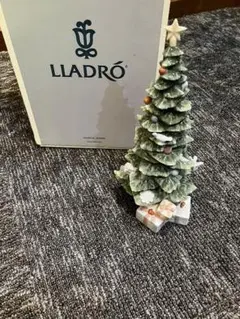 LIADRO リアドロ　クリスマスの贈り物 　クリスマスツリー クリスマスの贈り物 ｜ LLADRO リヤドロ 【 IKEDA LIGHTING