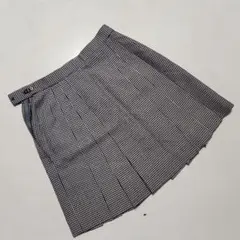 Item thumbnail for item ffff3956-c3cc-43de-a398-01cc8a89246f