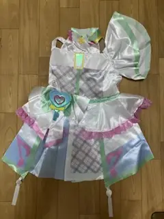 キミとアイドルプリキュア　変身プリチューム　キュアズキューン【新品】