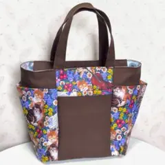 ブラウンと花猫　サイドポケット トートバッグ　ハンドメイド