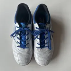 23.5cm 美品　室内のみ使用Umbro フットサルシューズ