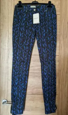 【送料込・新品・未使用・ハンガー、タグ付】BALENCIAGAバレンシアガパンツ