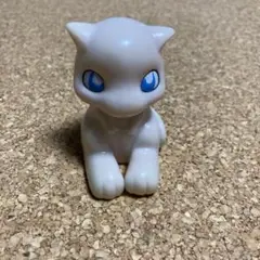 抱きつきポケモンソフビ　ミュウA