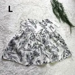 未使用品 キャミソール 重ね着 花柄 総柄アイボリー/ブラック Aライン