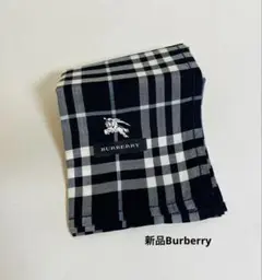 新品Burberryハンカチ ロゴ刺繍 ノバチェック柄