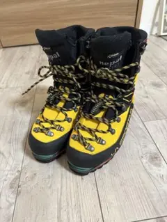 スポルティバ ネパールエボ サイズ37(23.7cm)