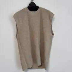 ユニクロ　ニット　ベスト