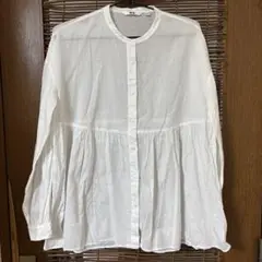 UNIQLOノーカラーブラウスS白
