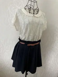 ホワイト刺繍トップスネイビーパンツセットearthmusic&ecology