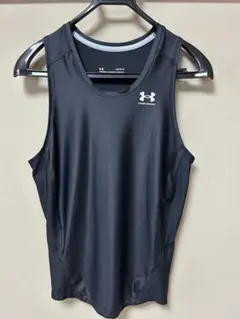 UNDER ARMOUR 接触冷感 タンクトップ 黒　サイズ:LG
