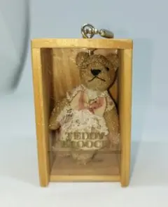 Item thumbnail for item c6ac6abd-dc63-48ce-9ce9-54953810a6b6