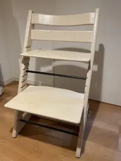 ストッケSTOKKE トリップトラップ ホワイトウォッシュ