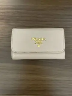 PRADA プラダ キーケース
