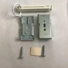 【未使用品】TOSO 　ロールスクリーンのブラケット　2個（ネジ付き）