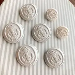 マリンホワイトのボタン大5個小2個セット