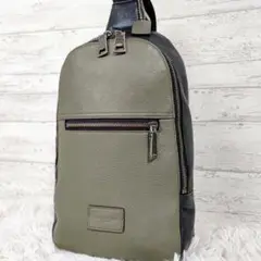 COACH ボディバッグ キャンパスパック シボ革 レザー グリーン系