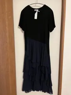 YOSHIYOの半袖カットソーワンピース 黒とネイビー