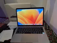 MacBook Pro 2017　マックブックプロ R49