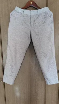 自由区　クロップドパンツ　ペイズリー　４０サイズ　日本製　ベージュ