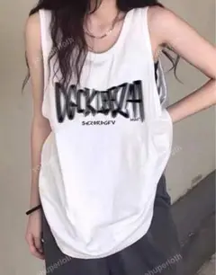 ホワイト ノースリーブ