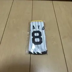 阪神タイガース　佐藤輝明　丸型ポーチ