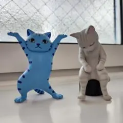 ネコ　ペンてる　燃え尽きたネコ　ガチャガチャ
