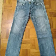 Levi's ライトブルー ストレートデニム