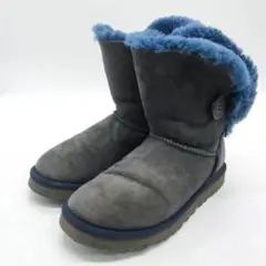 Item thumbnail for item 84f242d7-2eb7-4d72-9d67-03191a8fbc90