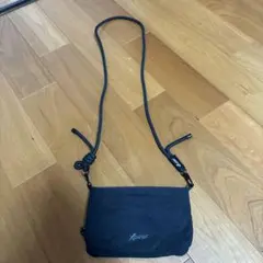 INI サコッシュ