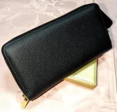 [新品未使用］ブラックレザー長財布