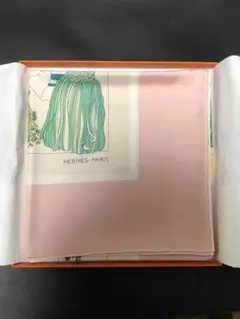 Hermes エルメス　カレ90