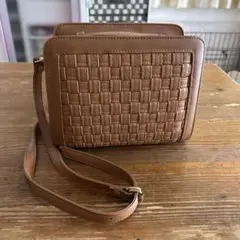 ショルダーバック