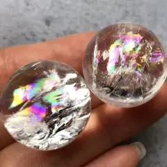 【虹入り！幸運水晶！2個セット】天然石　アイリスクォーツ　水晶　丸玉　25