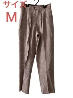 135新品タグ付き　プリーツ入り スラックス　サイズＭ