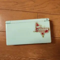 ニンテンドーDS Lite ミントグリーン 蝶の装飾付き