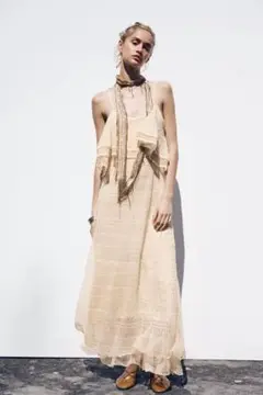 新品未使用　ZARA 2025年　POINTELLEニットフリルワンピース