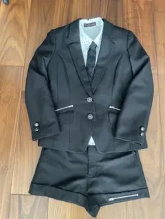 フォーマルスーツ サイズ150 黒 ショートパンツ付き